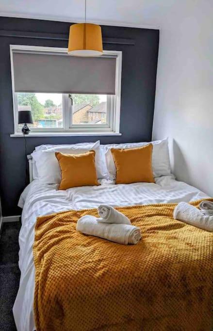 Hidden Gem !Stunning 3 Bedroom Home In Sheffield Handsworth Экстерьер фото