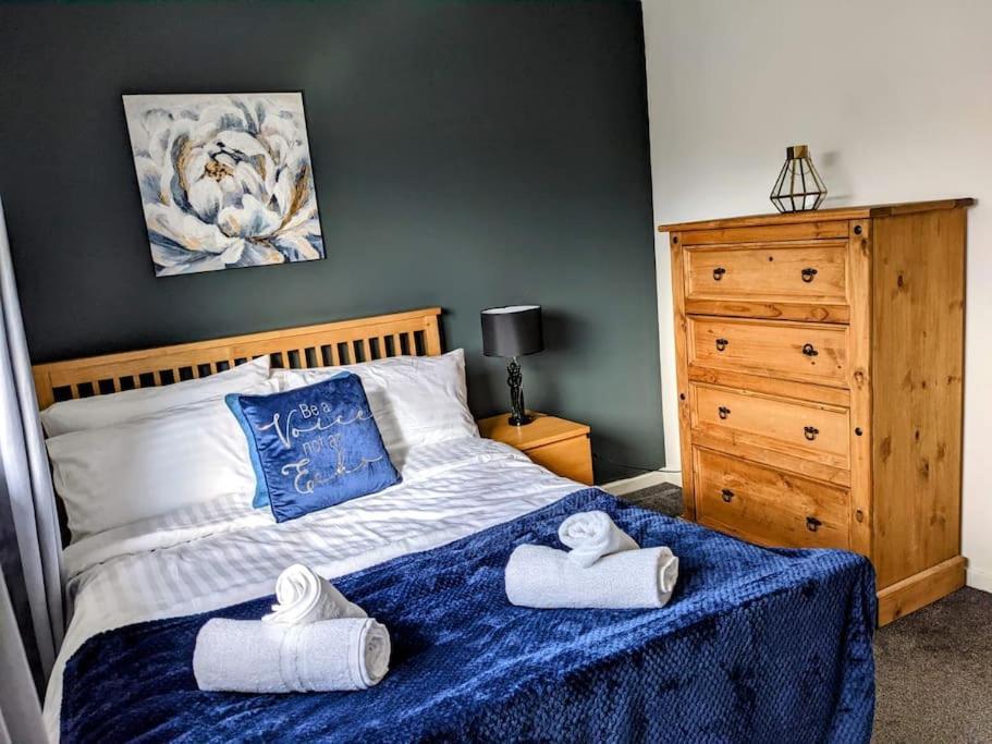Hidden Gem !Stunning 3 Bedroom Home In Sheffield Handsworth Экстерьер фото